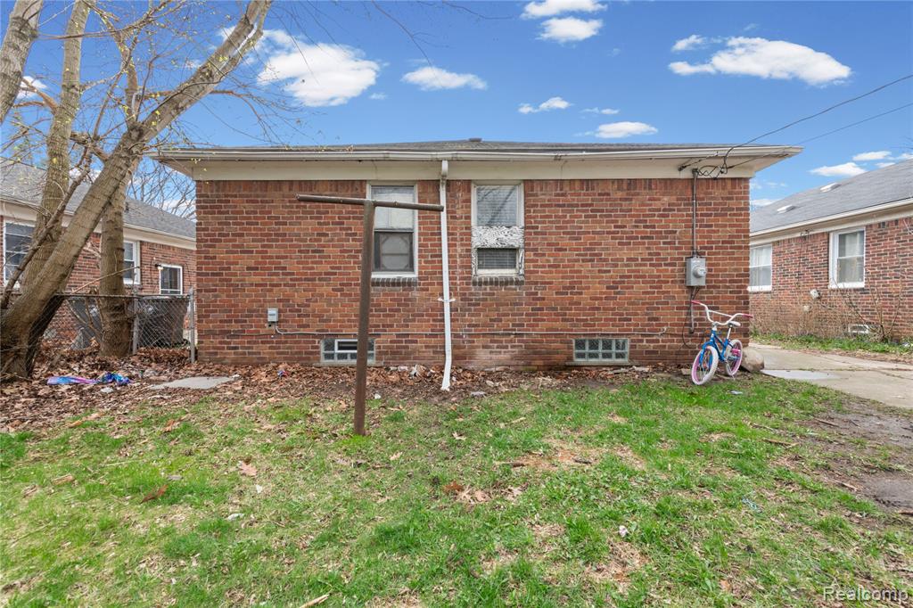 911 Sherbourne Street, Inkster, MI 48141 — Photo 22