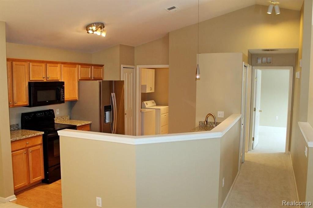 4163 BERKELEY Avenue, Canton, MI 48188 — Photo 5