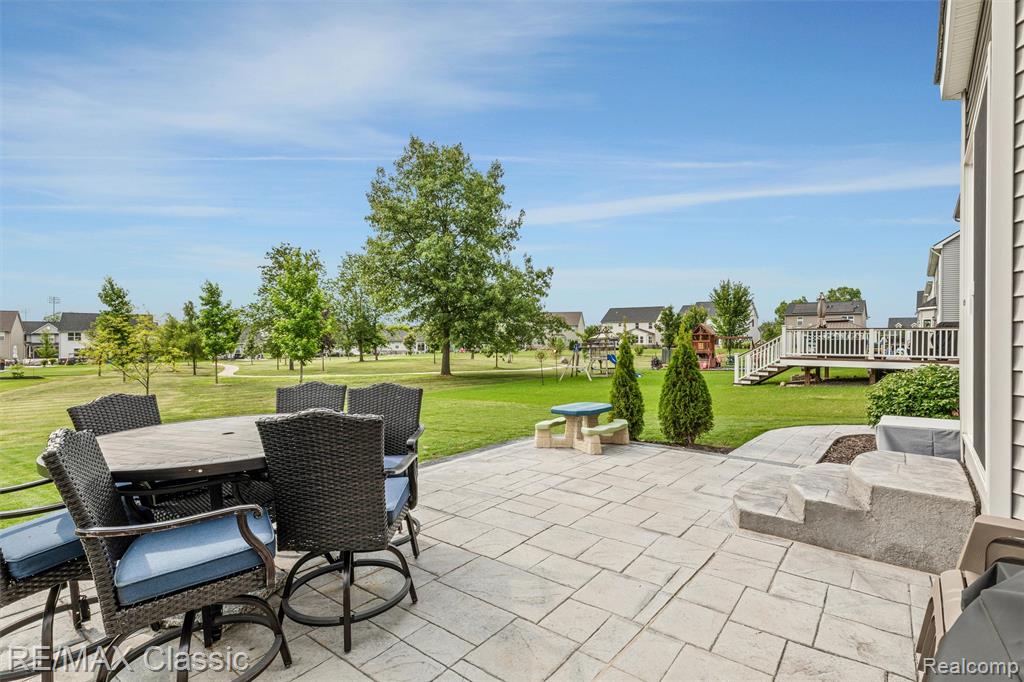 801 Kestrel Court, South Lyon, MI 48178 — Photo 42