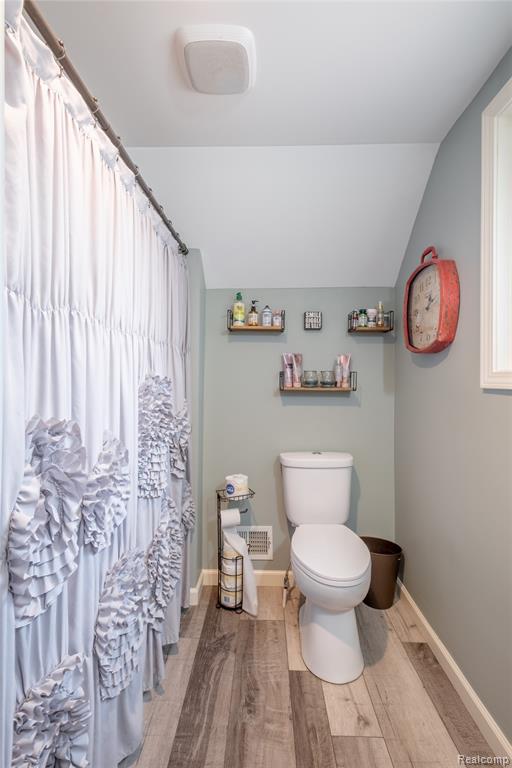 11010 Hegel Road, Goodrich Vlg, MI — Photo 18