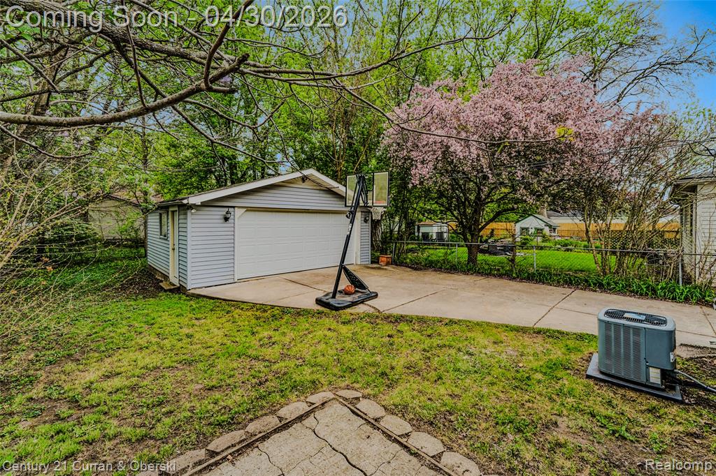 18490 Sumner, Redford, MI 48240 — Photo 17