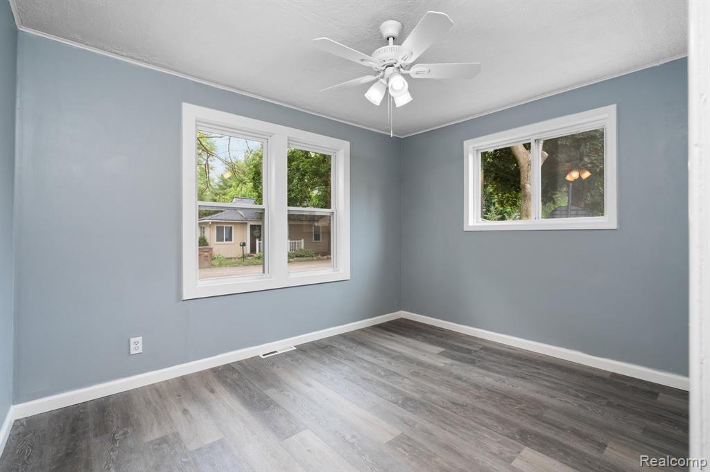 9110 Jay Street, Whitmore Lake, MI 48189 — Photo 10