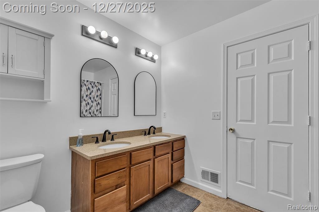 3343 Pine Run Drive, Clayton, MI 48473 — Photo 29