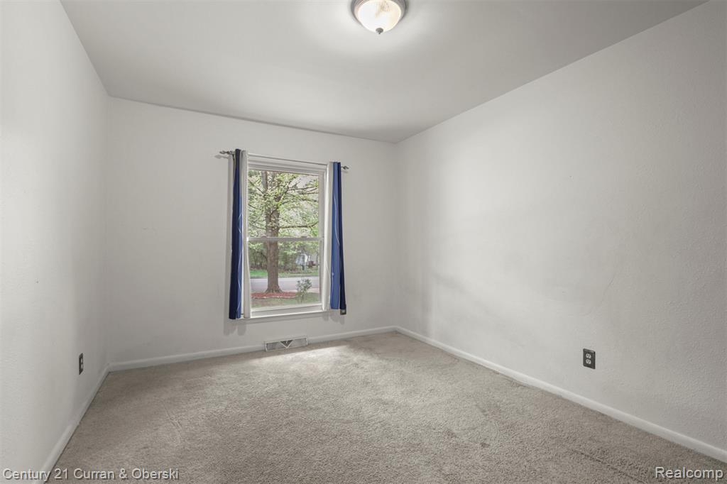 3810 Winding Way, Kalamazoo, MI 49004 — Photo 17