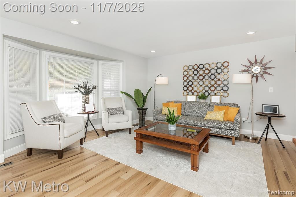 5338 Berwyck Drive, Troy, MI 48085 — Photo 6