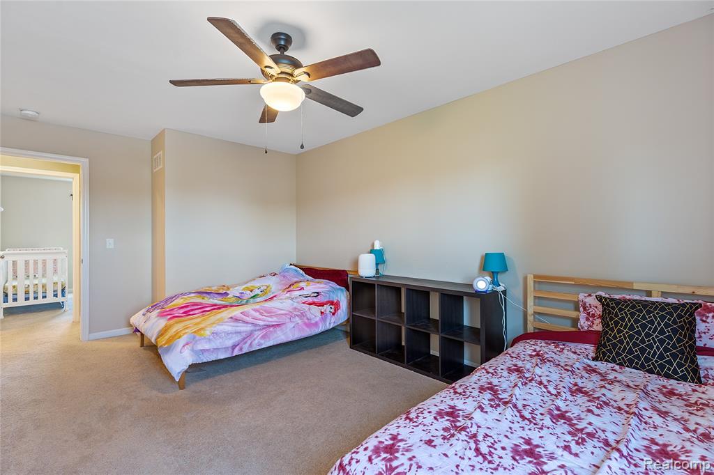 28547 Oakmonte Circle E, New Hudson, MI 48165 — Photo 31