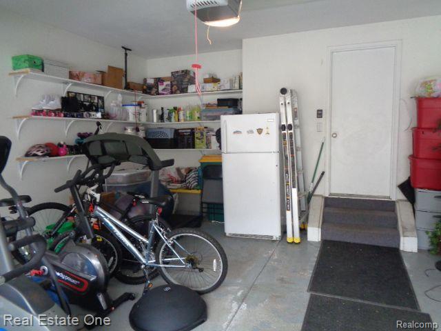 29441 LAUREL Drive, Farmington Hills, MI 48331 — Photo 59