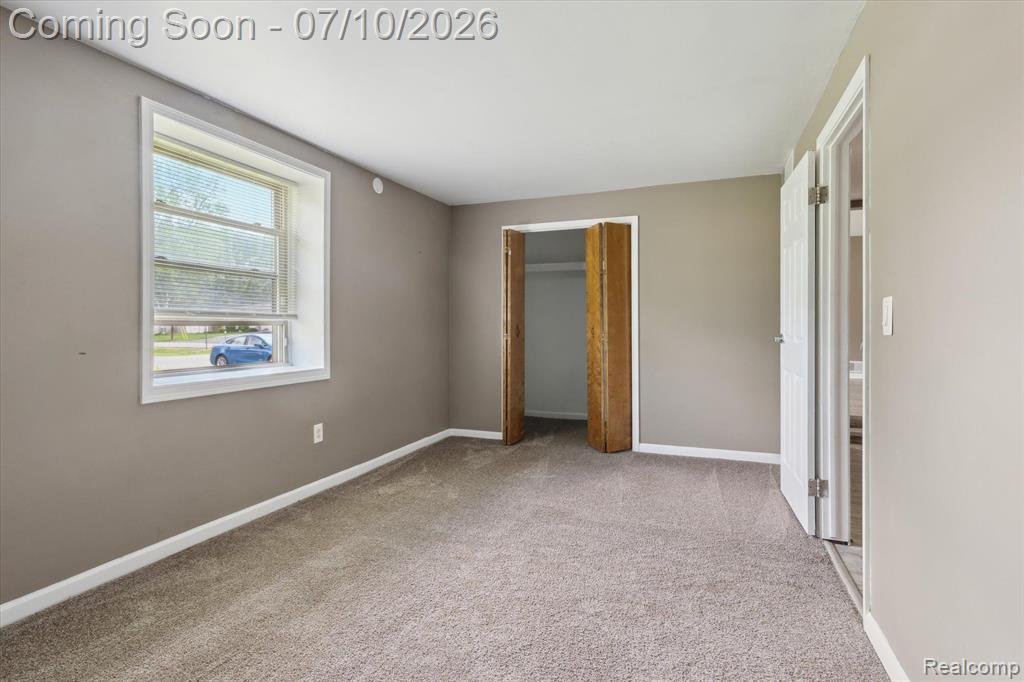 500 TROMBLEY Drive, Troy, MI 48083 — Photo 17