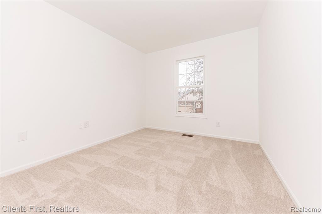 39603 GREENBRIER Court, Northville, MI 48168 — Photo 34