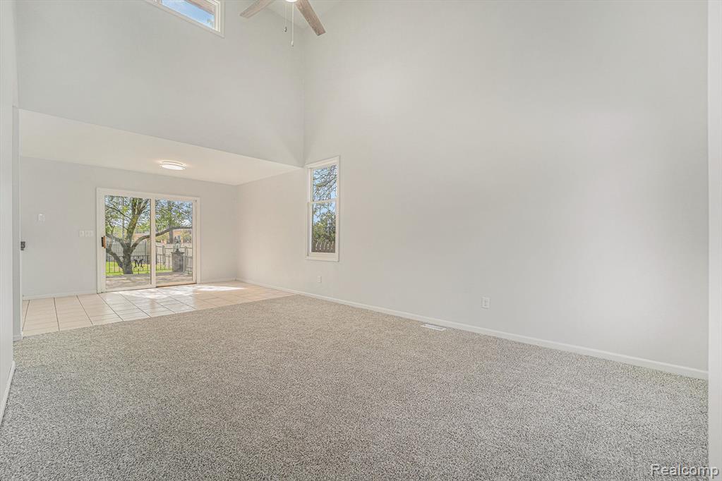 6075 N VERNON Street, Dearborn Heights, MI 48127 — Photo 7