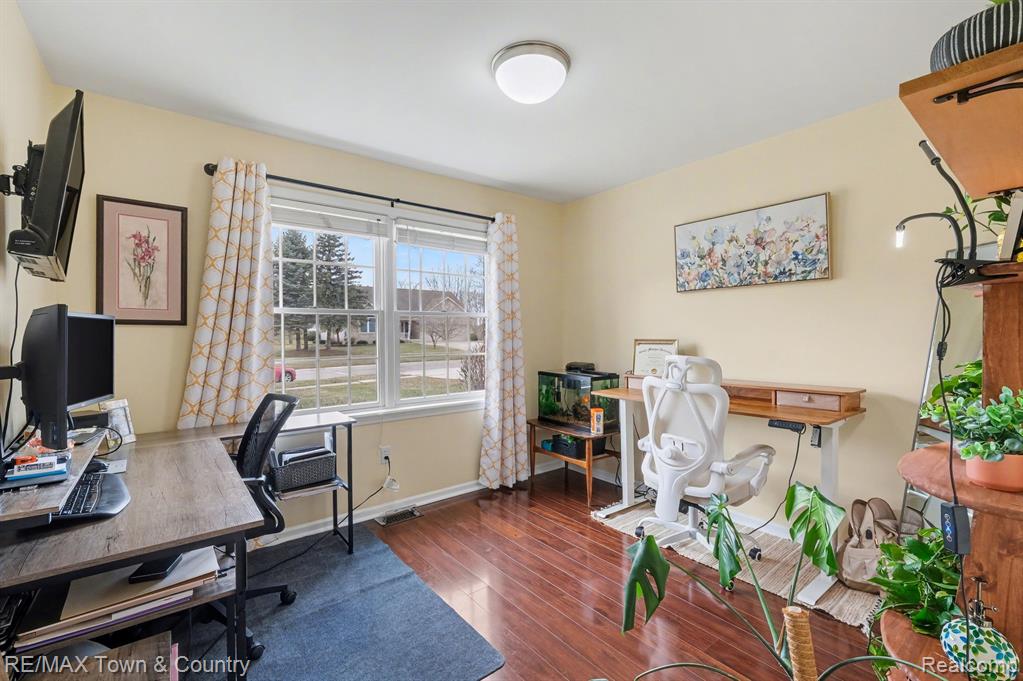 223 Primrose Lane, Flushing, MI 48433 — Photo 25