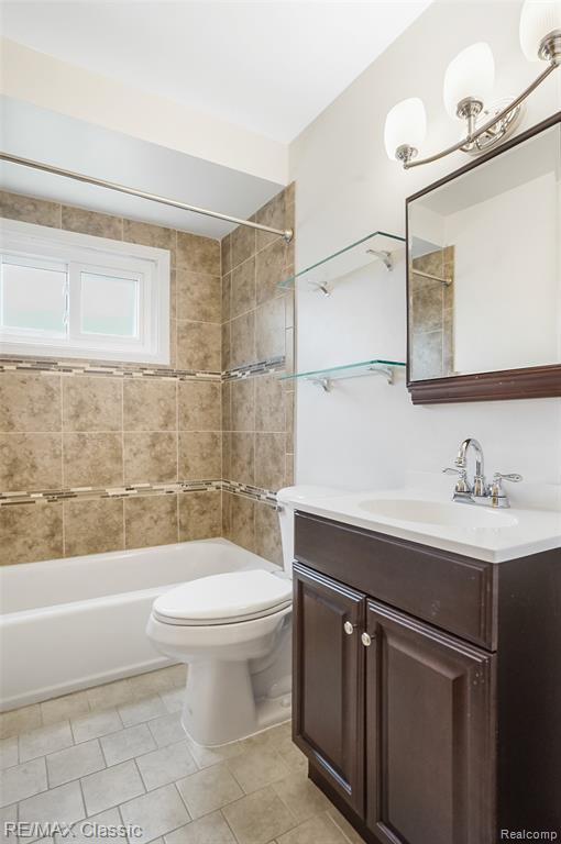 7218 Sterling, Center Line, MI 48015 — Photo 13