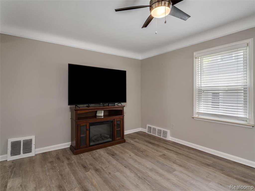 2798 Royal Avenue, Berkley, MI 48072 — Photo 17
