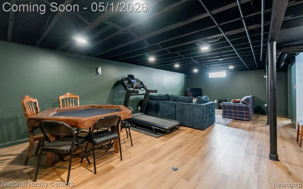 8341 Shari Drive, Westland, MI — Photo 22