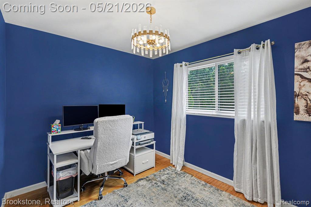 46561 Plum Grove Drive, Macomb, MI 48044 — Photo 11