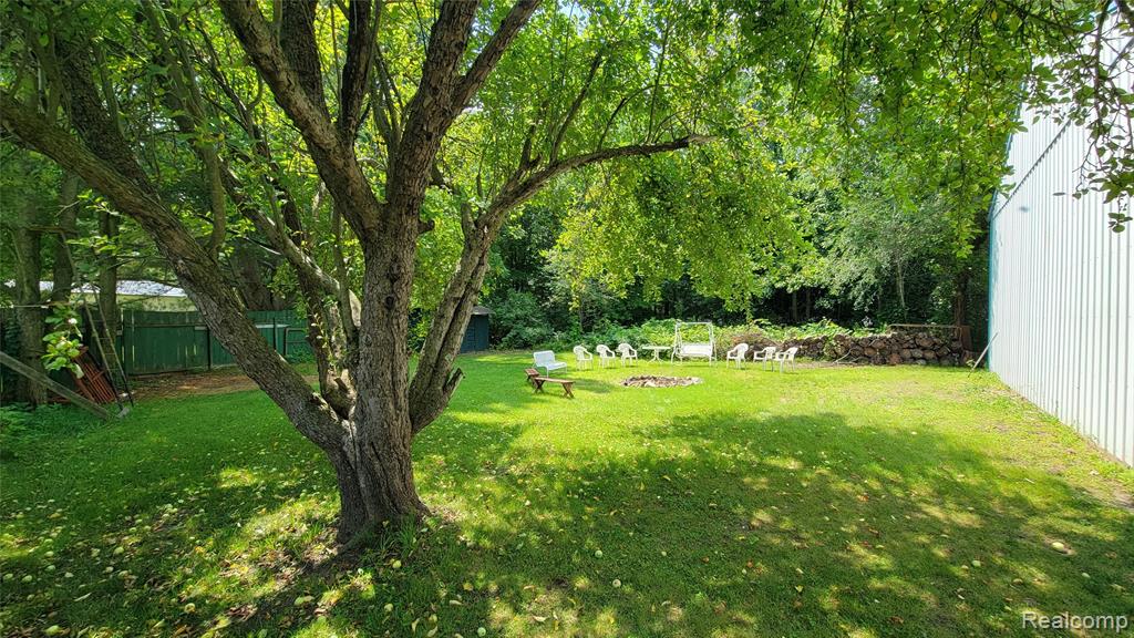 4349 Bay Road, Gladwin, MI 48624 — Photo 5