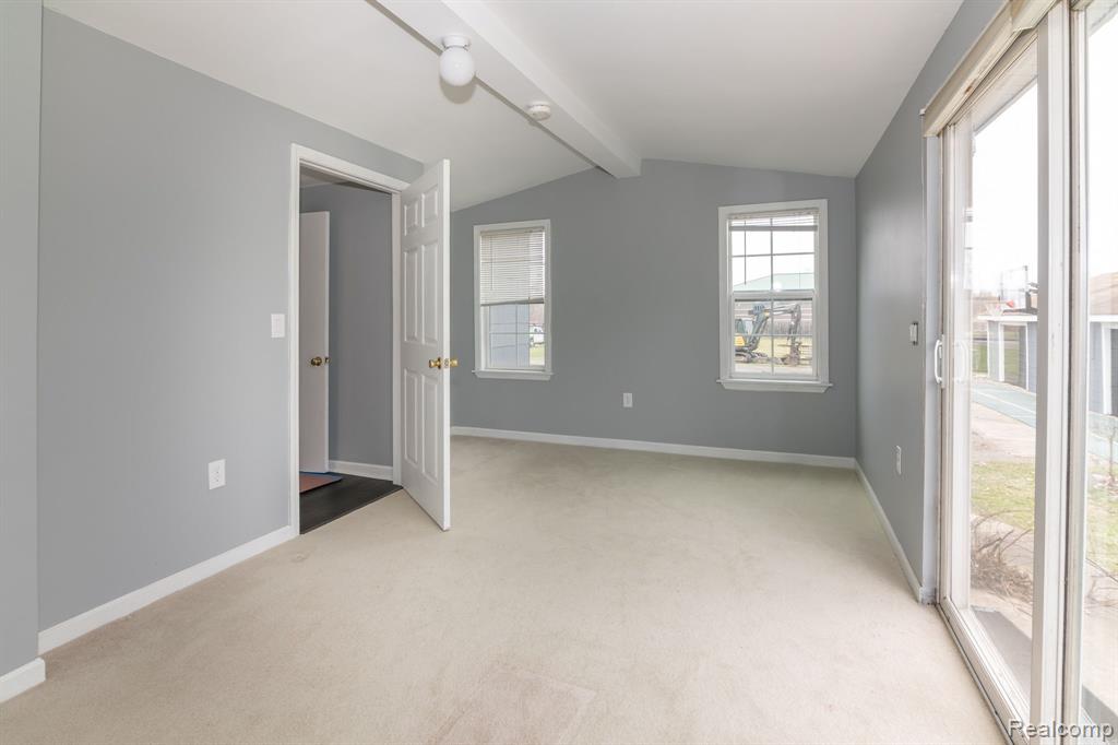 4941 S HILL Road, Milford, MI 48381 — Photo 10