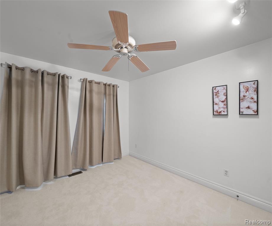 17747 PARKSHORE Drive, Northville, MI 48168 — Photo 61
