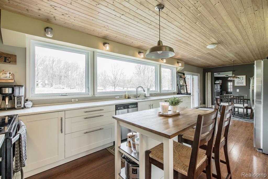 8650 KNOX Road, Clarkston, MI 48348 — Photo 16