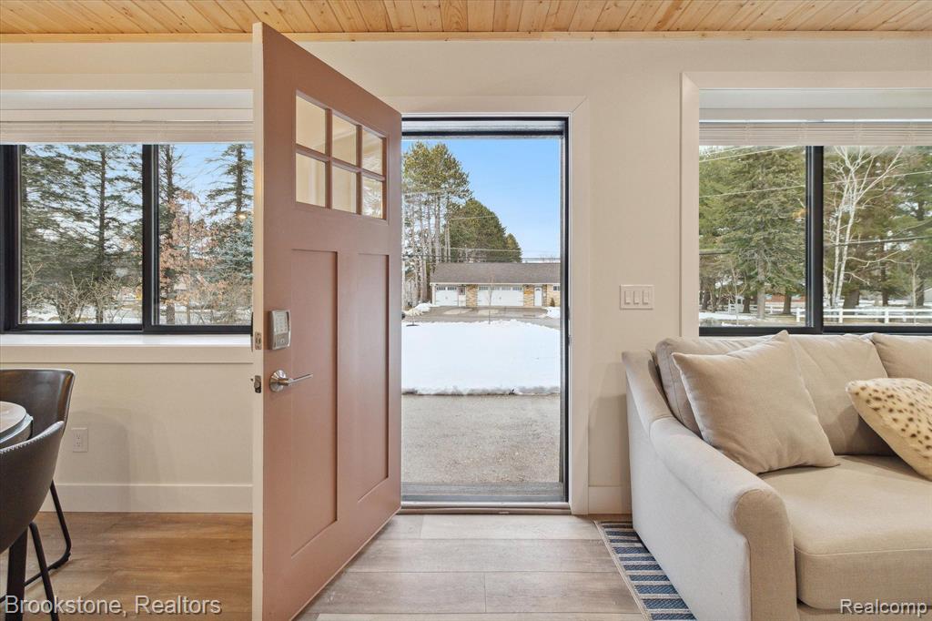 6245 W HIGGINS LAKE Drive, Roscommon, MI 48653 — Photo 35