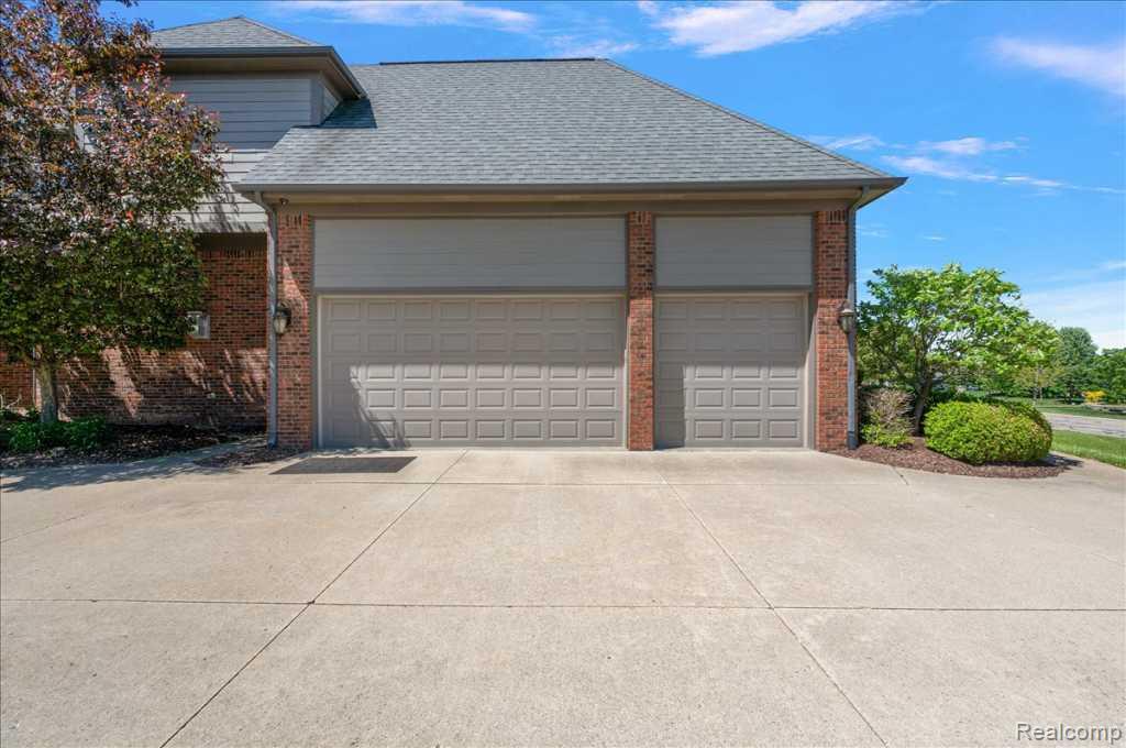 2885 Ambleside Court, Rochester, MI 48306 — Photo 7