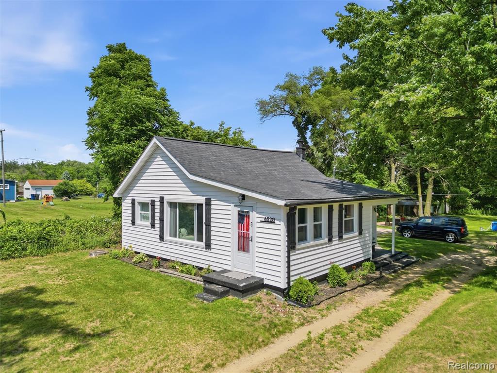 6520 N Hix Road, Westland, MI — Photo 2
