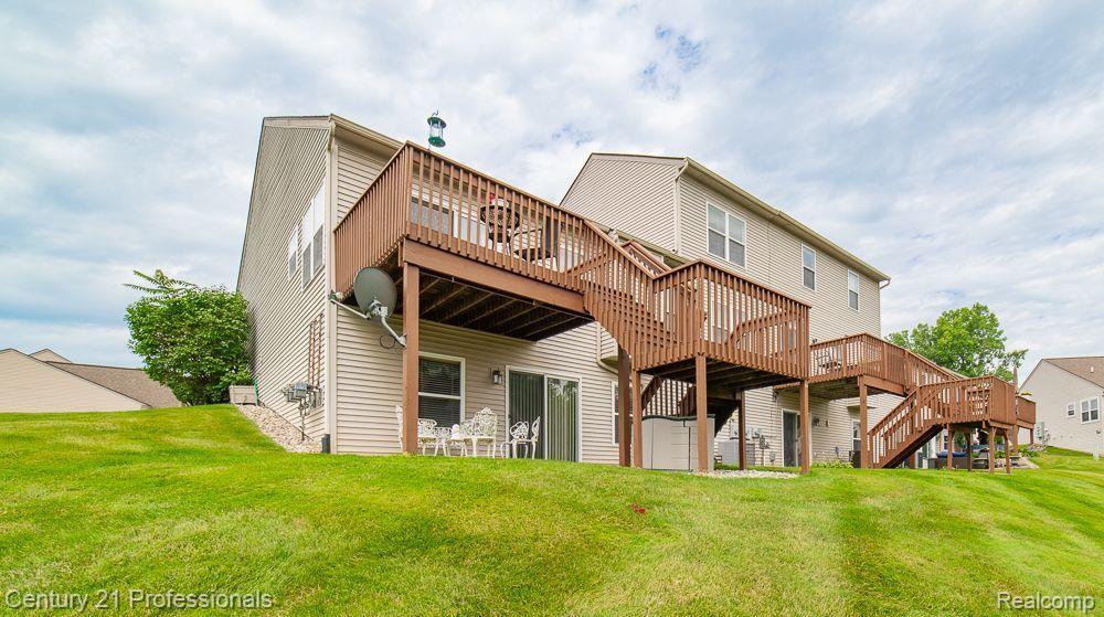 2647 KERRIA Drive, Howell, MI 48855 — Photo 40