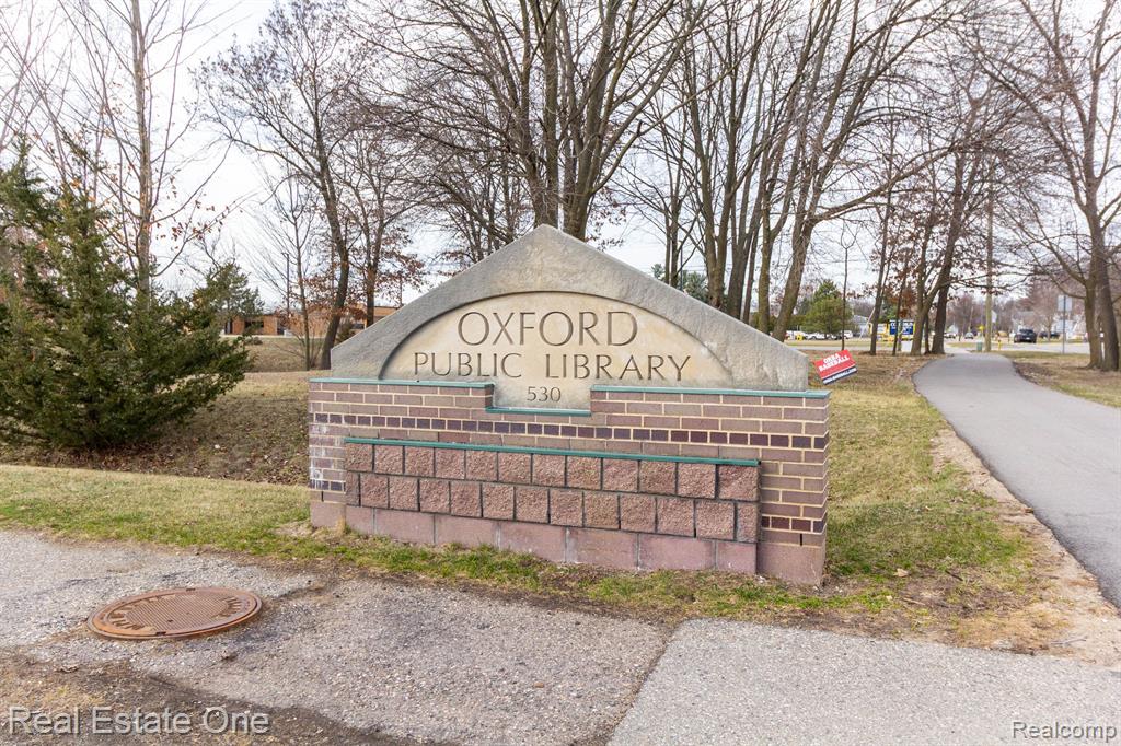 490 FRANKLIN LAKE Circle, Oxford, MI 48371 — Photo 57