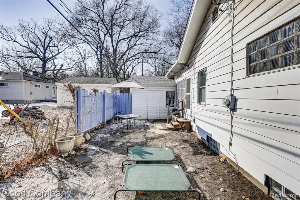 8503 Colgate Street, Oak Park, MI 48237 — Photo 48