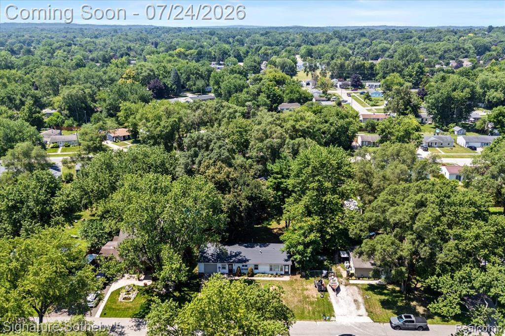 6280 Beth, Brighton, MI 48116 — Photo 28