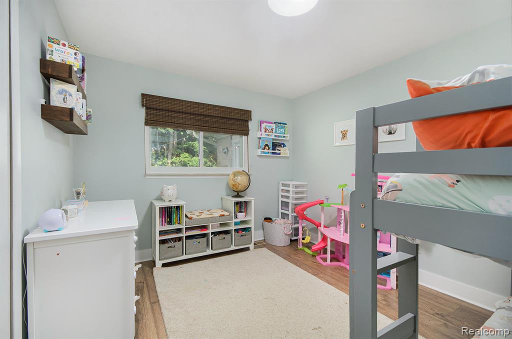 8233 Sandpiper Street, Canton, MI 48187 — Photo 16