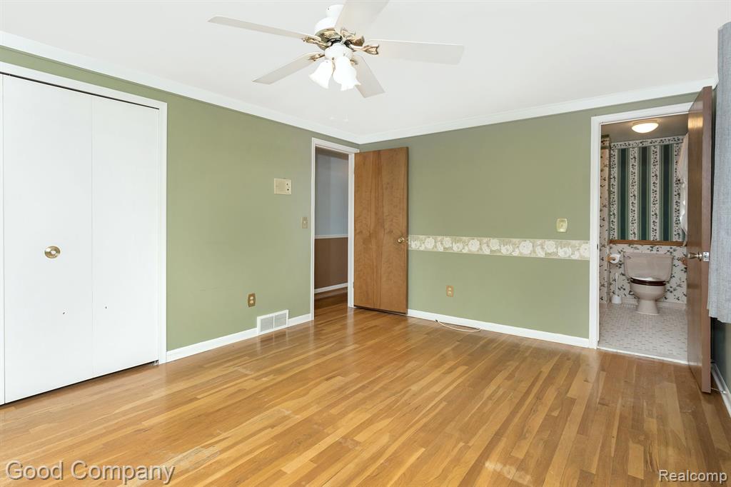 53258 BANCROFT Drive, Shelby Twp, MI 48316 — Photo 23