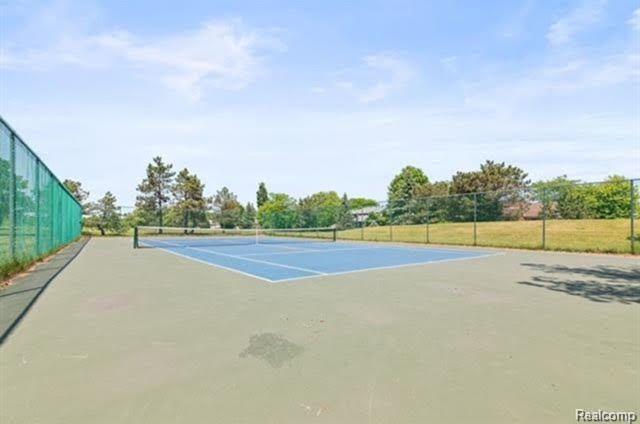 7451 ADMIRALTY Drive, Canton, MI 48187 — Photo 43