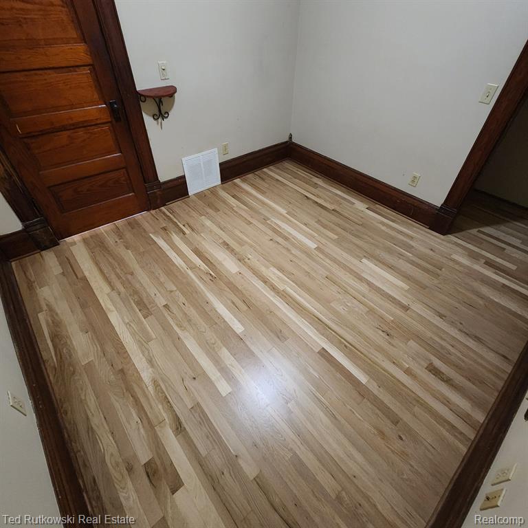 315 N MAIN Street SW, Capac, MI 48014 — Photo 20