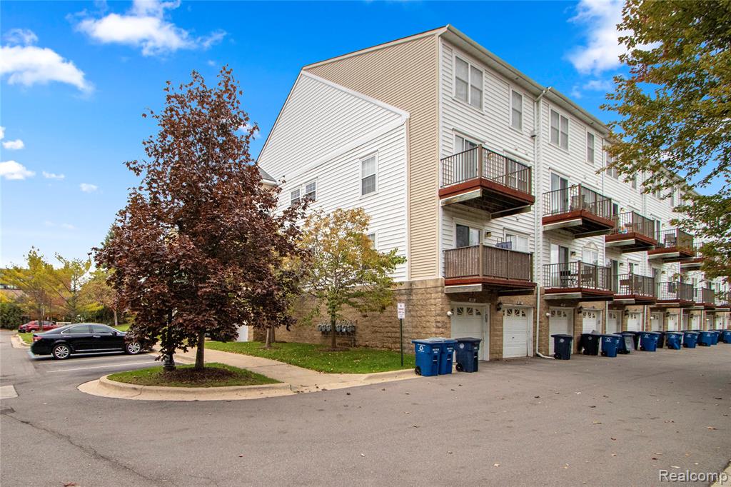 1183 Freesia Court, Ann Arbor, MI 48105 — Photo 4