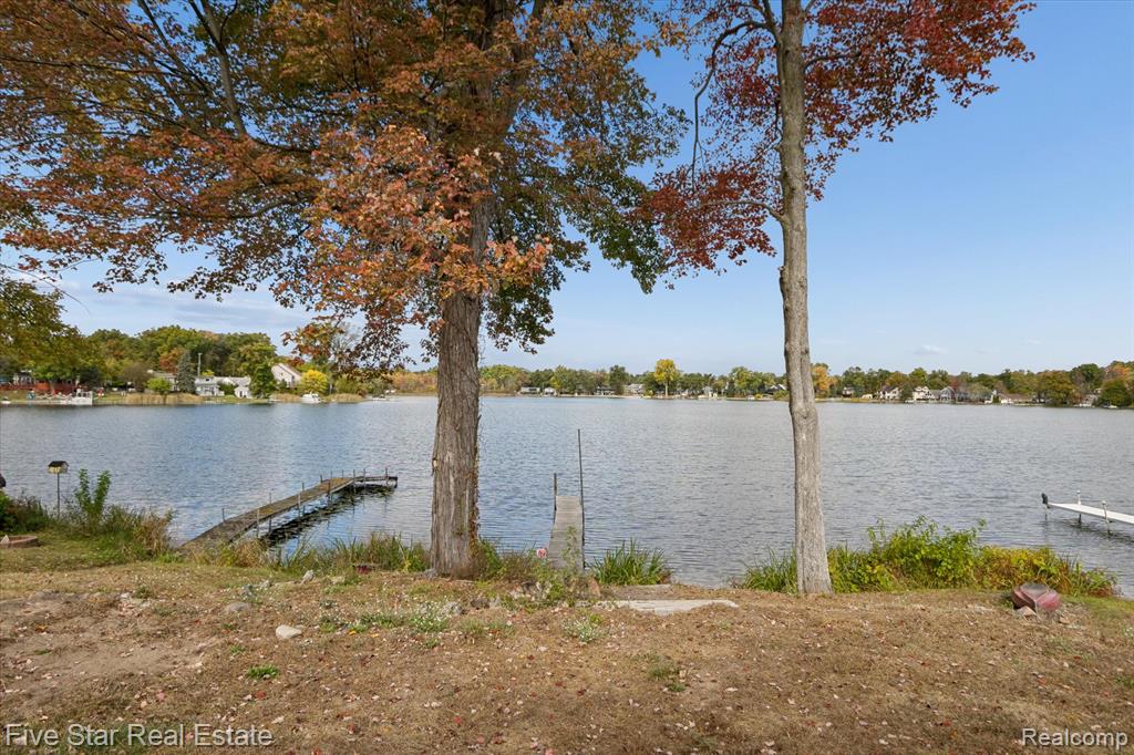 9548 Roundlake Boulevard NE, White Lake, MI — Photo 37