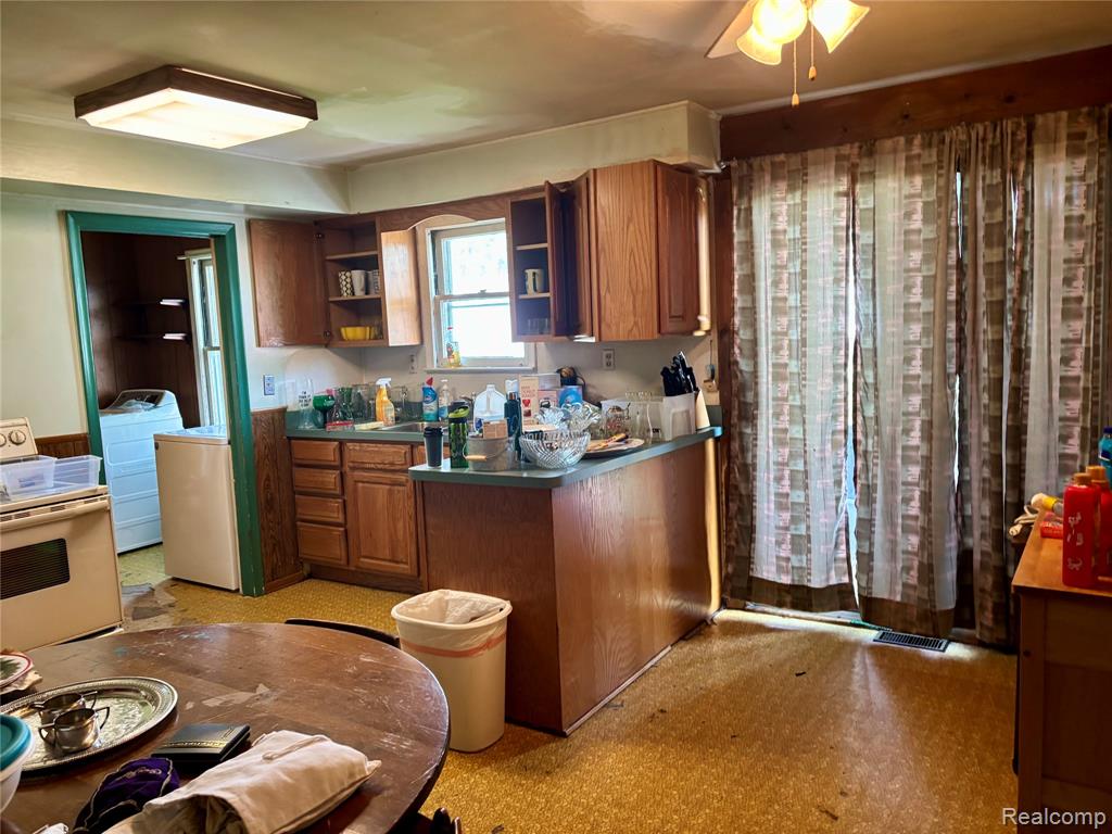 165 N 5th Street, Marine, MI — Photo 9