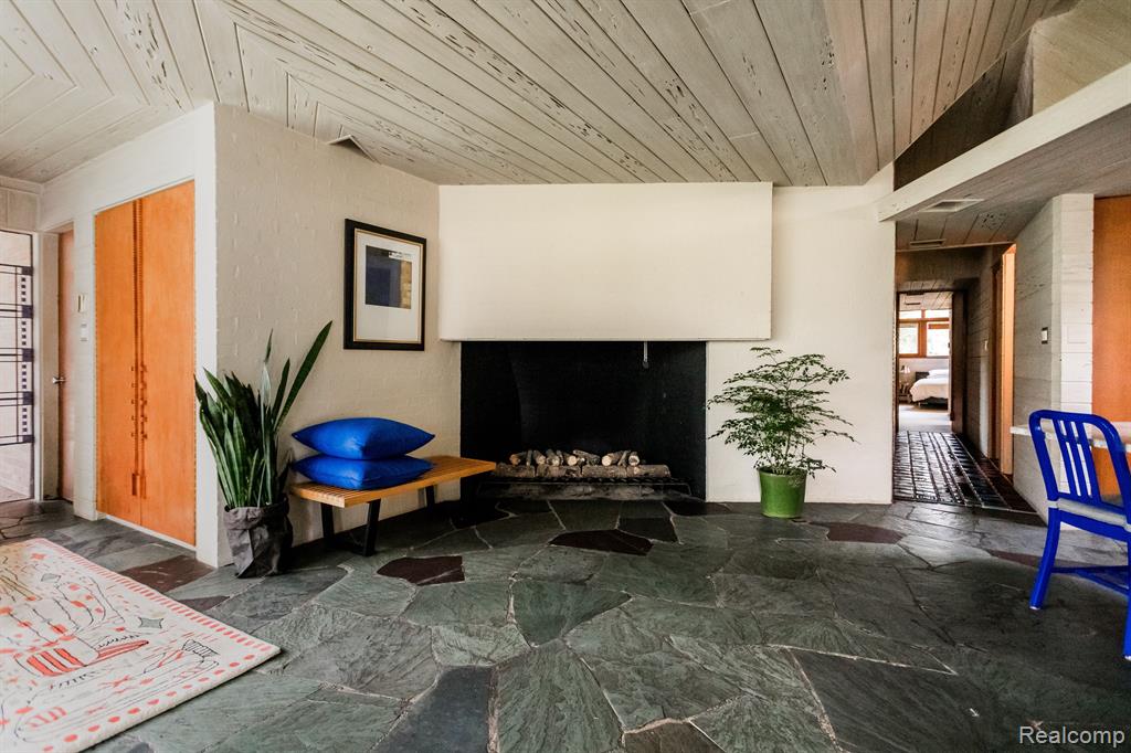 5530 SHADOW Lane, Bloomfield Hills, MI 48302 — Photo 4