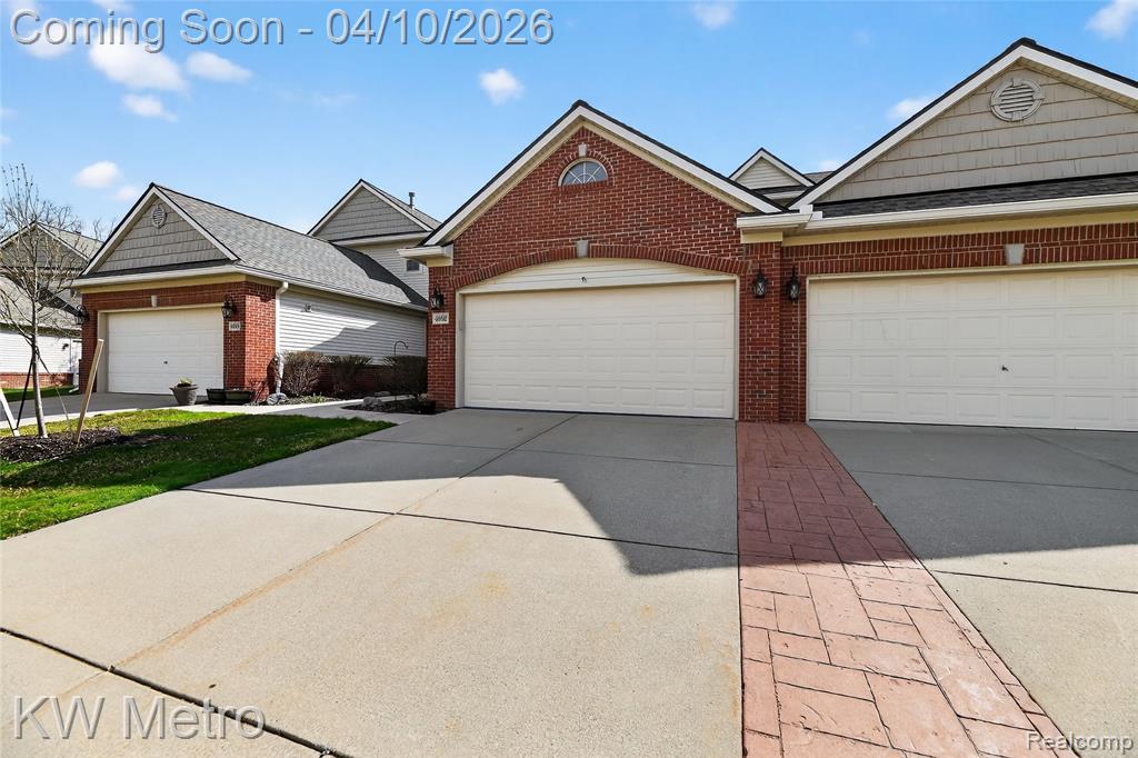 4662 Summer Ridge Drive, Howell, MI 48843 — Photo 7