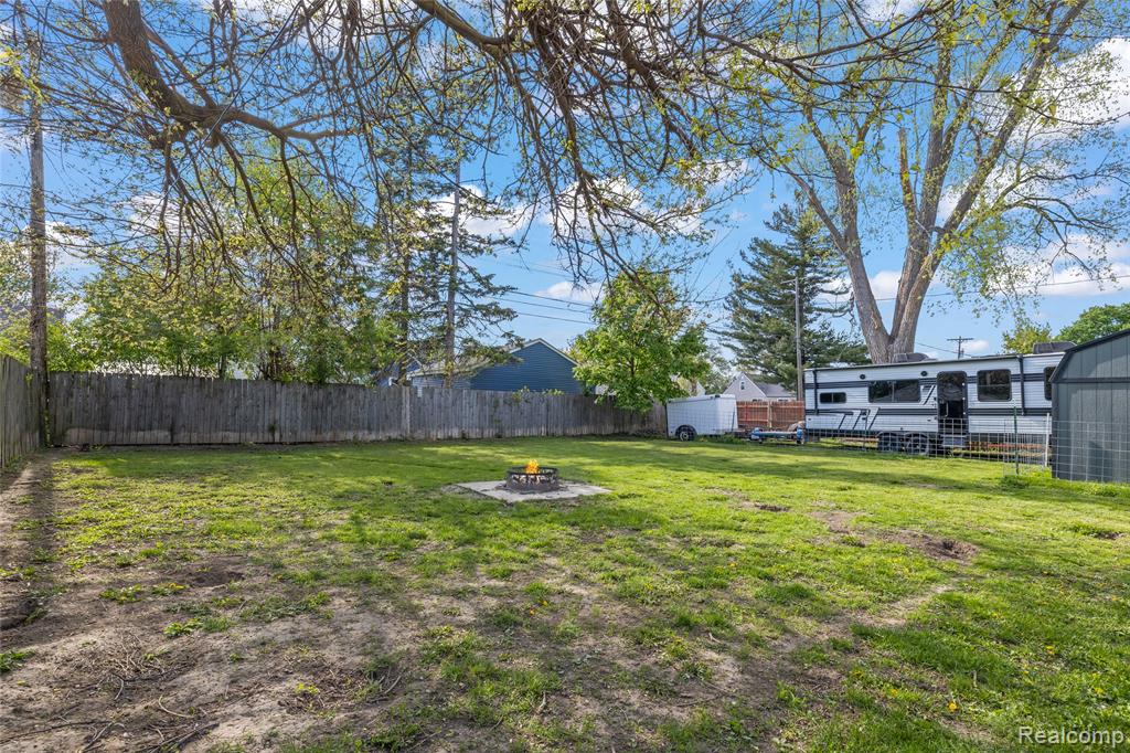 7011 Belton Street, Garden City, MI — Photo 5