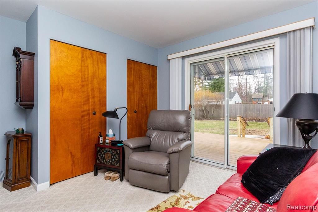 911 MAYFIELD Drive, Royal Oak, MI 48067 — Photo 28