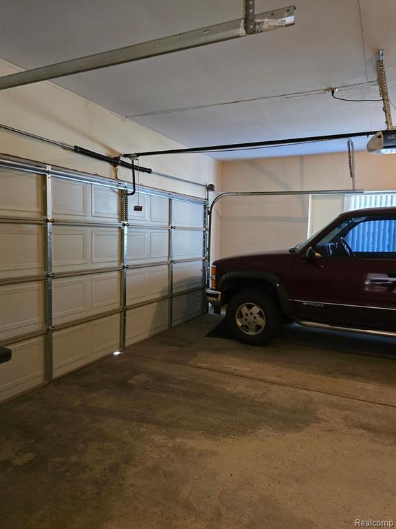 5618 NORTHCREST Crossing, Clarkston, MI — Photo 48