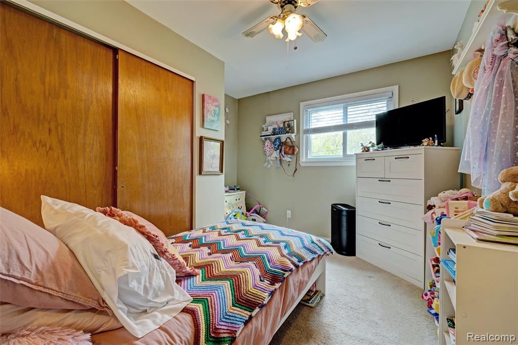 6437 Oriole Drive, Flint, MI 48506 — Photo 19