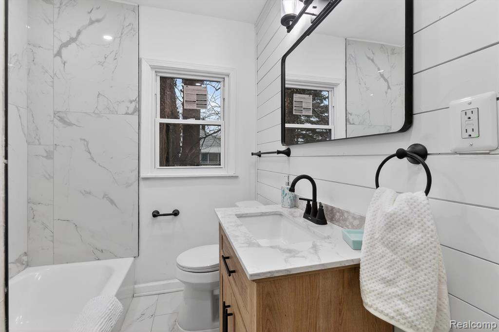53 Eastman Street, Mount Clemens, MI 48043 — Photo 10