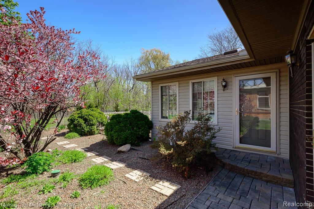 44119 HARMONY Lane, Van Buren, MI 48111 — Photo 62
