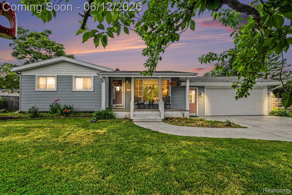 3474 Bilsky Street, Burton, MI 48519