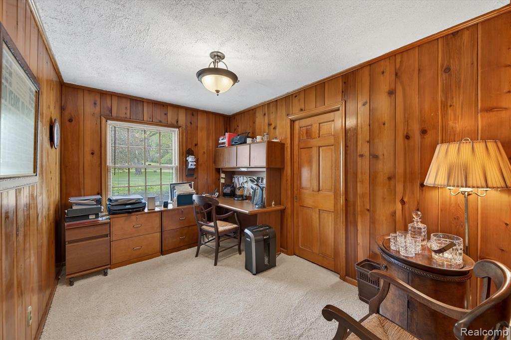 13960 Ridgewood Drive, Plymouth, MI 48170 — Photo 18