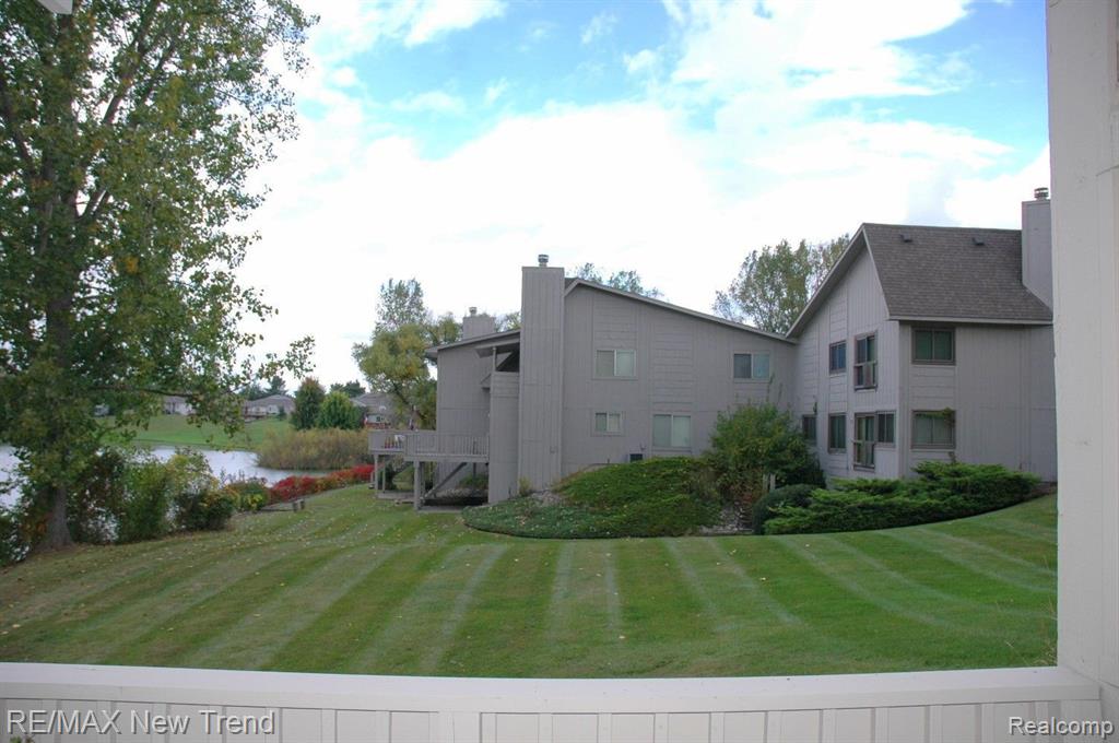 9528 FENHILL Drive, Grand Blanc, MI 48439 — Photo 42