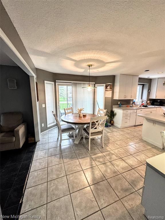 704 Wilkshire Court, Grand Blanc, MI 48439 — Photo 18