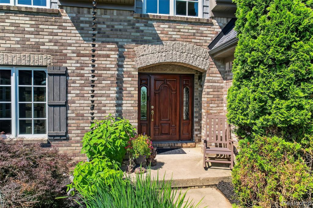 5372 Stone Garden Drive, Howell, MI 48843 — Photo 3